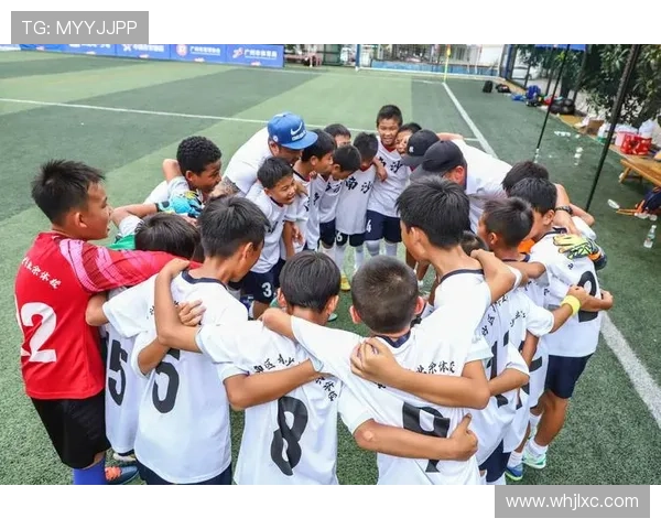 武昌区足球代表队崭露头角 持续推动青少年足球发展提升竞技水平 武昌区足球代表队崭露头角 持续推动青少年足球发展提升竞技水平