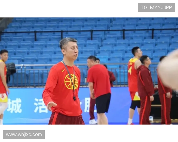 中国男篮力克日本晋级亚锦赛决赛 赛场表现引发球迷热议 中国男篮力克日本晋级亚锦赛决赛 赛场表现引发球迷热议