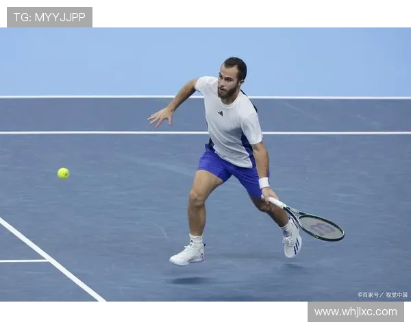 从红土到硬地深度解析网球场地差异对球员技术与比赛节奏的影响 从红土到硬地深度解析网球场地差异对球员技术与比赛节奏的影响