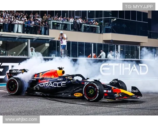 新赛季F1车队竞争激烈技术升级不断革新策略变革引发车迷热议