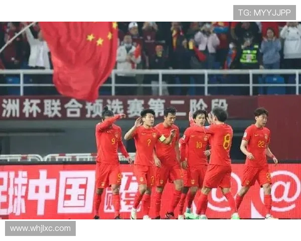 中国男足世预赛关键战告捷年轻球员闪耀重燃出线希望引发球迷热议